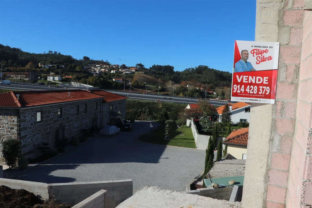 Moradia T2 para Venda em Revinhade Foto 17