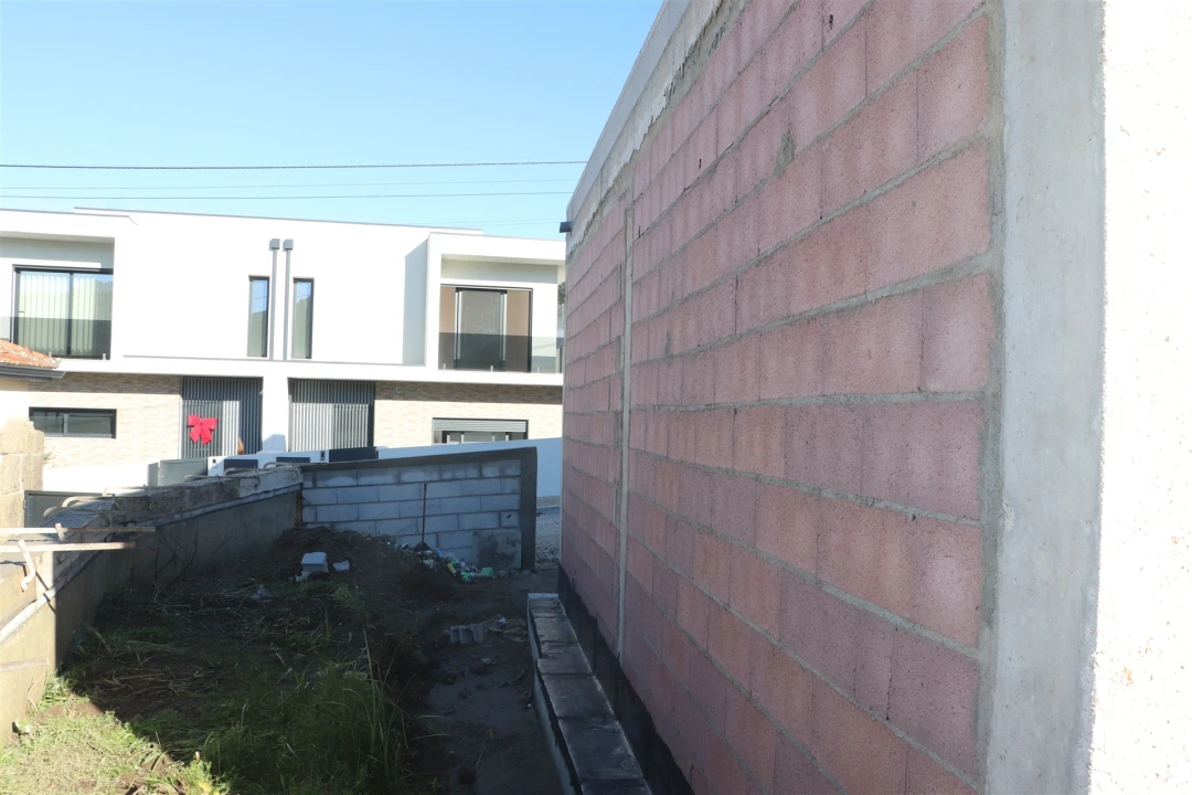 Moradia T2 para Venda em Revinhade Foto 23