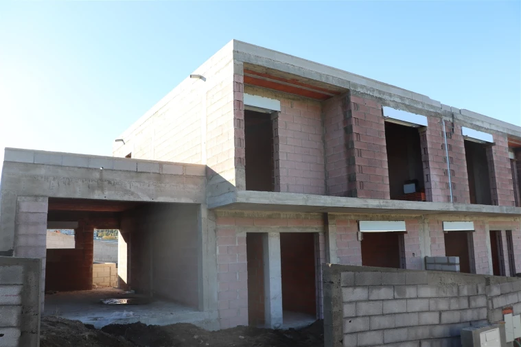 Moradia T2 para Venda em Revinhade Foto 4