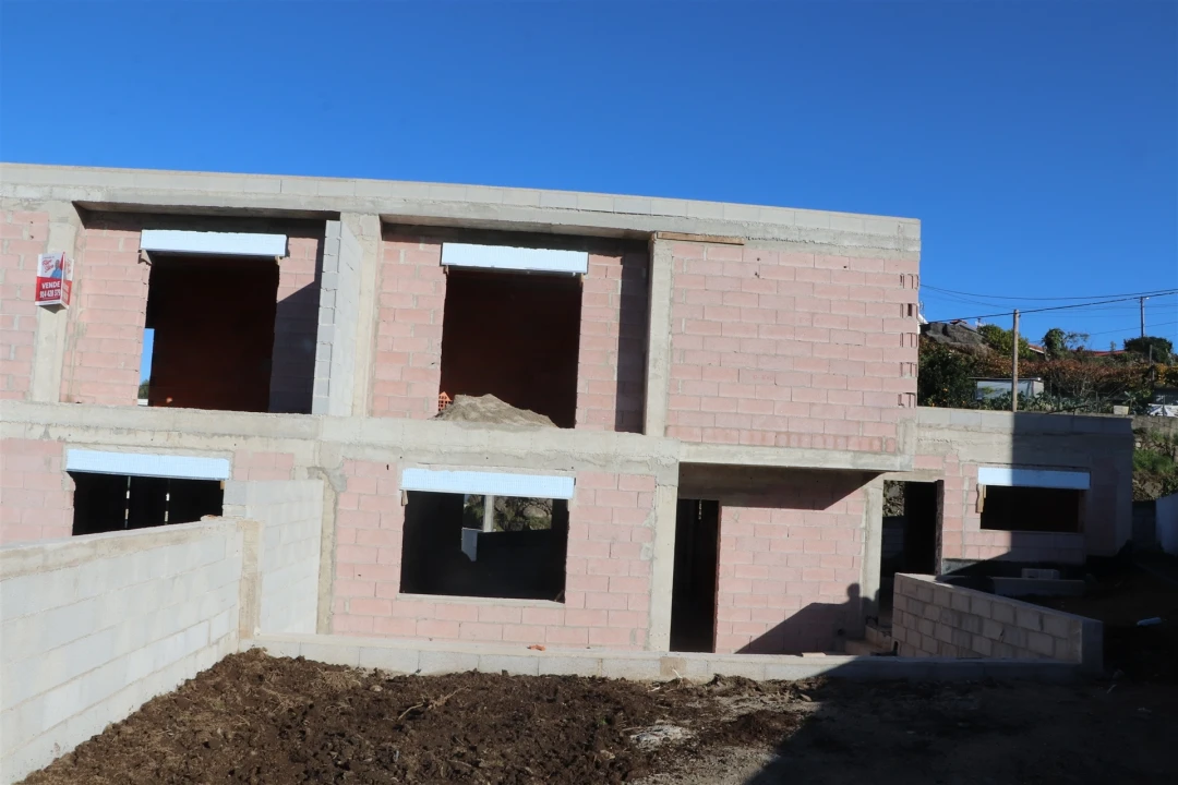 Moradia T2 para Venda em Revinhade Foto 28