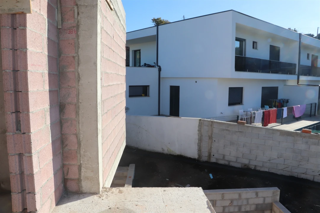 Moradia T2 para Venda em Revinhade Foto 23