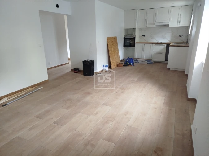 Moradia T3 para Venda em Currelos, Papízios e Sobral Foto 4