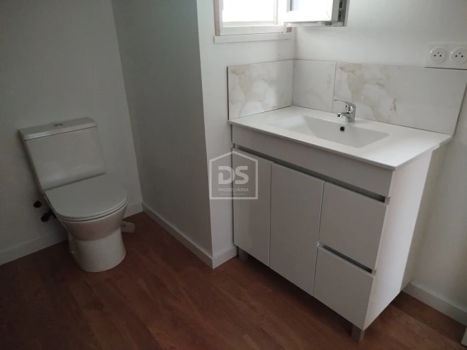 Moradia T3 para Venda em Currelos, Papízios e Sobral Foto 17