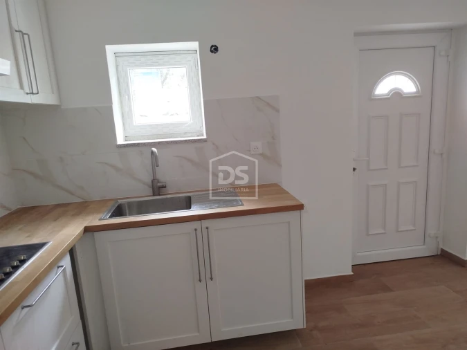 Moradia T3 para Venda em Currelos, Papízios e Sobral Foto 6