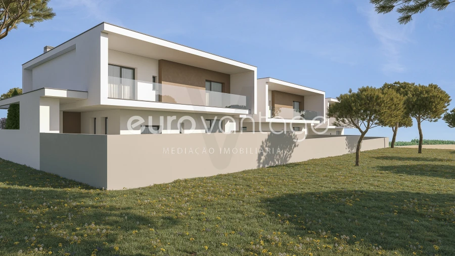 Moradia T4 para Venda em Maceira Foto 8