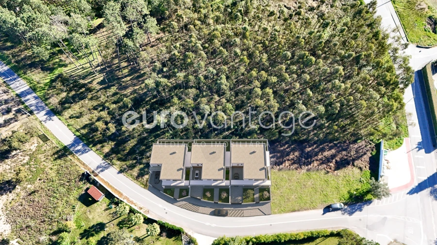 Moradia T4 para Venda em Maceira Foto 11