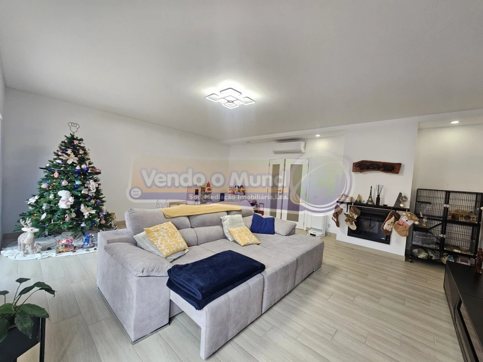 Moradia T3 para Venda em Samora Correia Foto 5