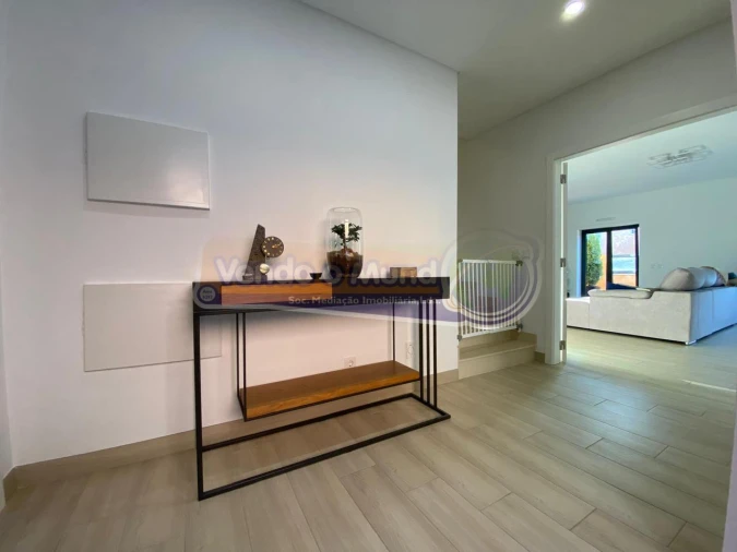 Moradia T3 para Venda em Samora Correia Foto 8