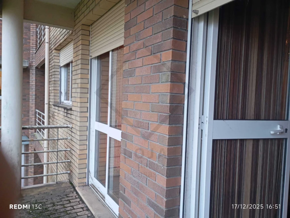 Apartamento T2 para Venda em Grijó e Sermonde Foto 6