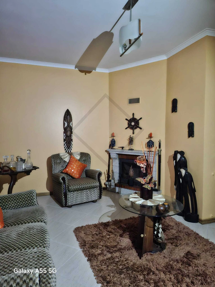 Apartamento T2 para Venda em Grijó e Sermonde Foto 9