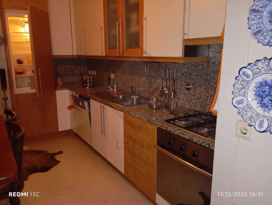 Apartamento T2 para Venda em Grijó e Sermonde Foto 9