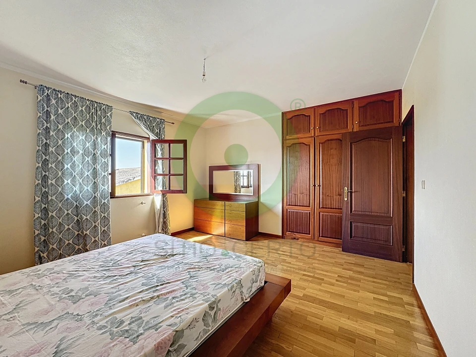 Moradia T4 para Venda em Bouça Foto 19