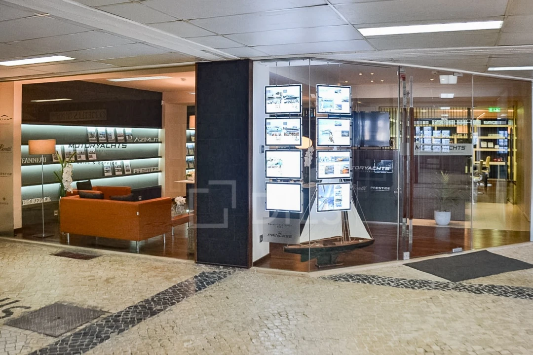 Loja para Venda em Quarteira Foto 23