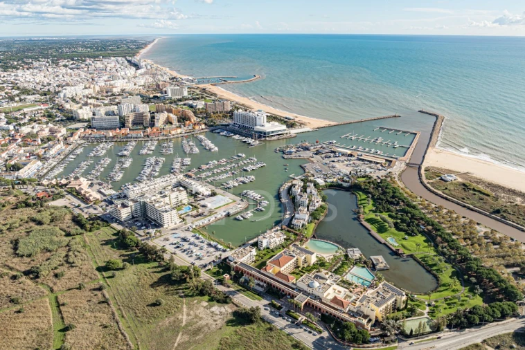 Loja para Venda em Quarteira Foto 30