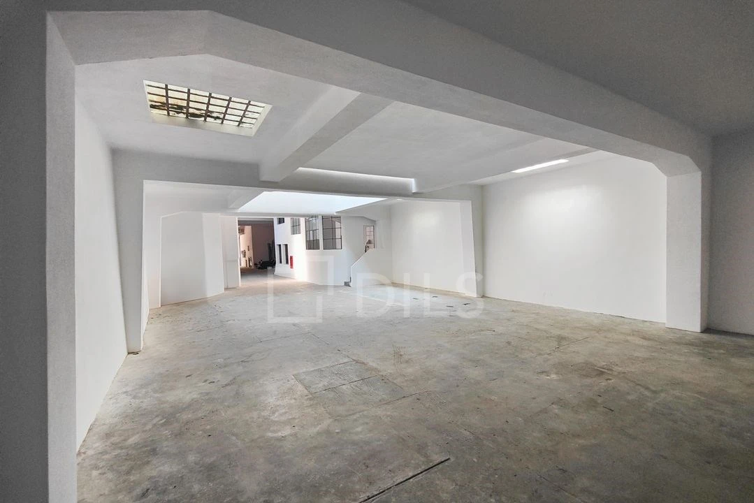 Loja para Arrendamento em Arroios Foto 13