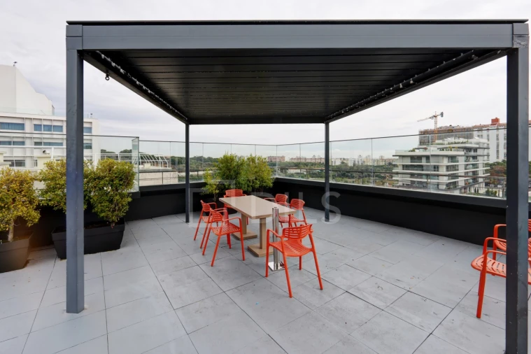 Escritório para Arrendamento em Areeiro Foto 23