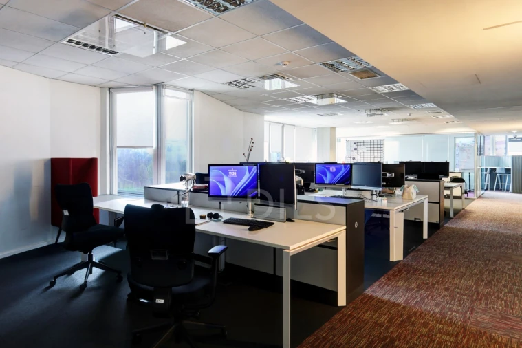 Escritório para Arrendamento em Areeiro Foto 6