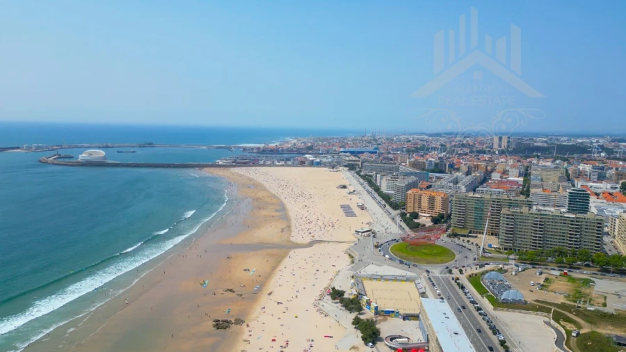 Moradia T4 para Venda em Matosinhos e Leça da Palmeira Foto 22