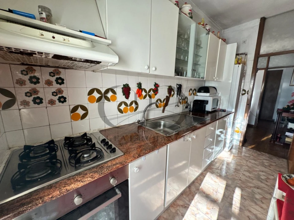 Apartamento T2 para Venda em Santa Marinha e São Pedro da Afurada Foto 14