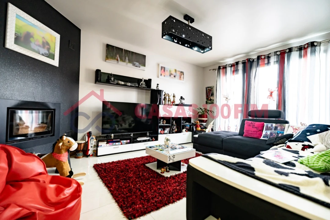 Moradia T3 para Venda em Vermoil Foto 4