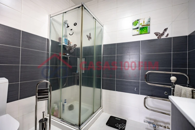 Moradia T3 para Venda em Vermoil Foto 28