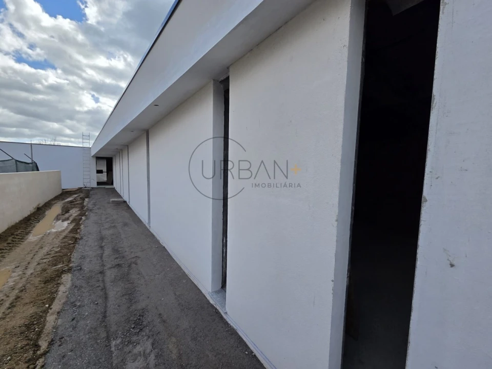 Moradia T3 para Venda em São João de Lourosa Foto 2