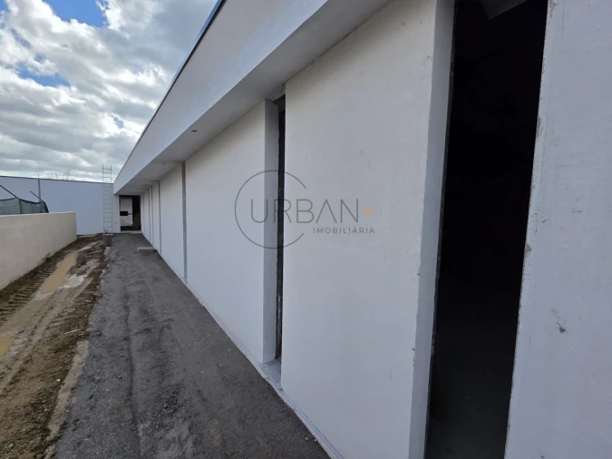 Moradia T3 para Venda em São João de Lourosa Foto 2