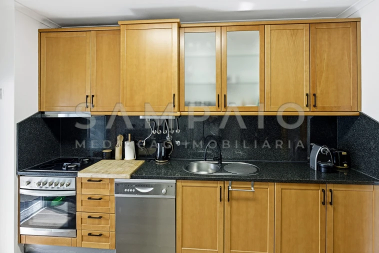 Apartamento T2 para Venda em Castêlo da Maia Foto 18