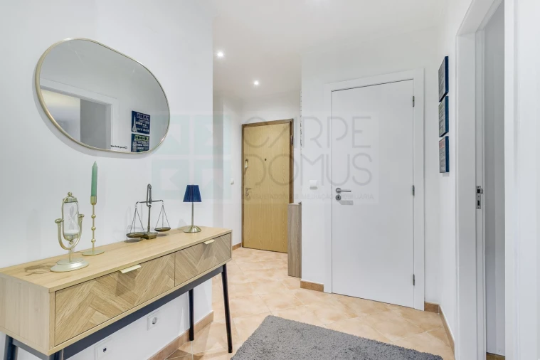 Apartamento T2 para Venda em Vila Franca de Xira Foto 9