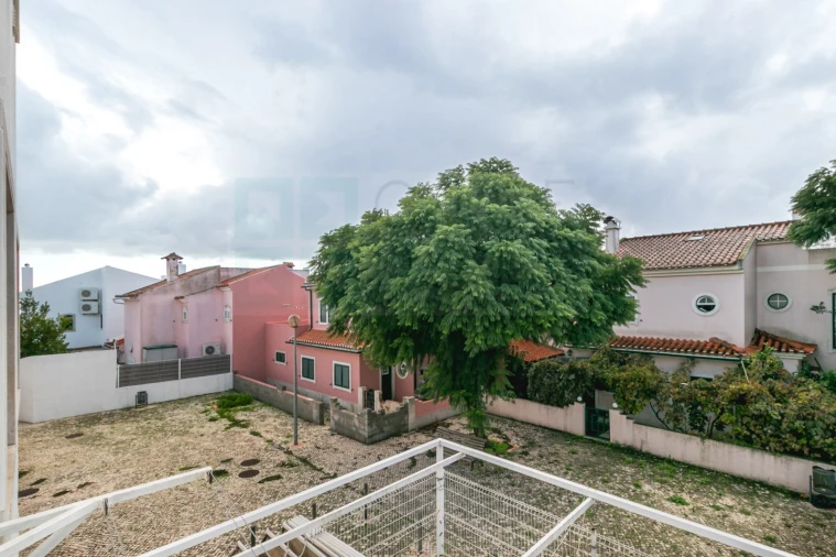 Apartamento T2 para Venda em Vila Franca de Xira Foto 21
