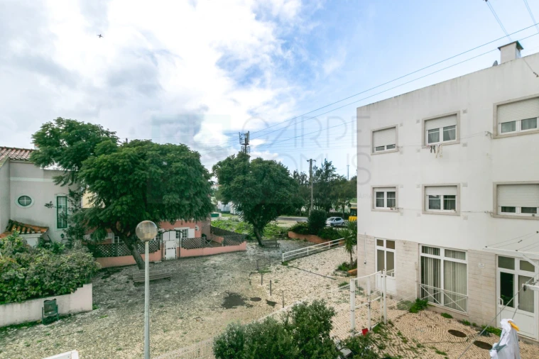 Apartamento T2 para Venda em Vila Franca de Xira Foto 22