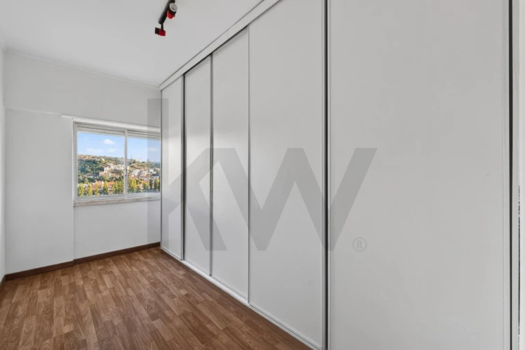 Apartamento T3 para Venda em Odivelas Foto 11