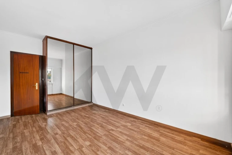 Apartamento T3 para Venda em Odivelas Foto 15