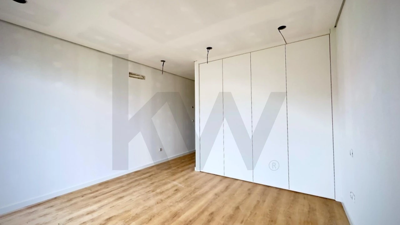 Apartamento T3 para Venda em Ramalhal Foto 21