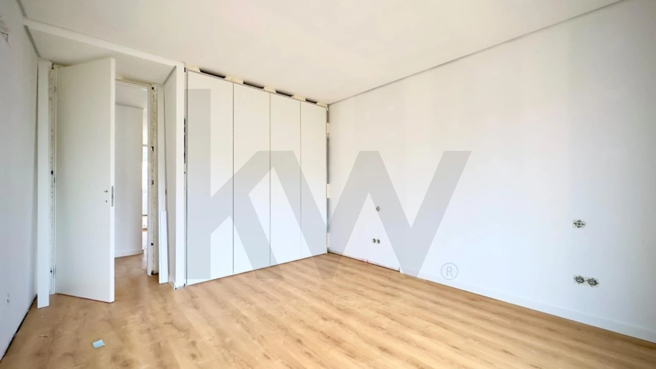 Apartamento T3 para Venda em Ramalhal Foto 22