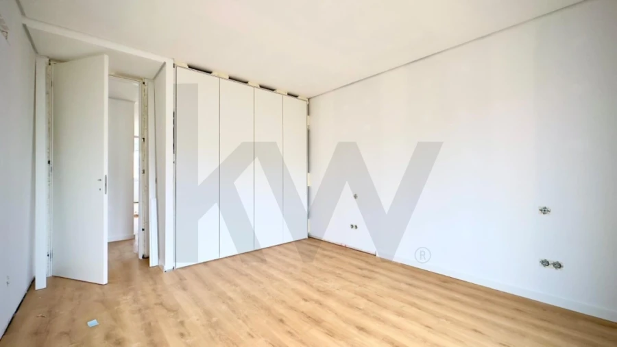 Apartamento T3 para Venda em Ramalhal Foto 22