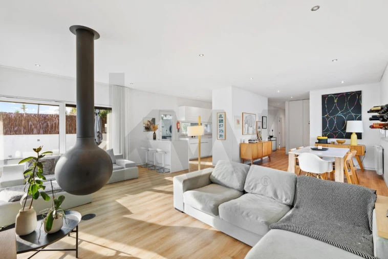 Moradia T4 para Venda em Sesimbra (Castelo) Foto 2