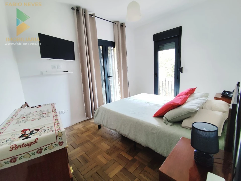 Moradia T4 para Venda em Ponte da Barca, V.N. Muía, Paço Vedro Magalhães Foto 11