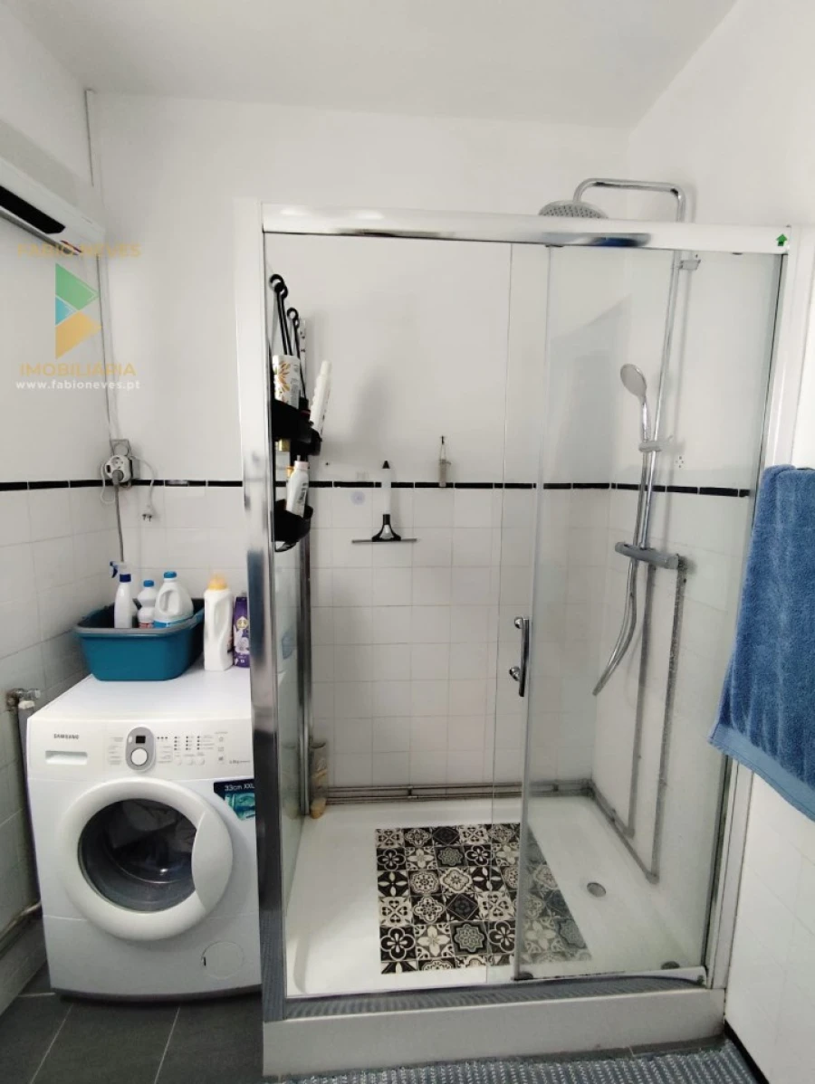 Moradia T4 para Venda em Ponte da Barca, V.N. Muía, Paço Vedro Magalhães Foto 7