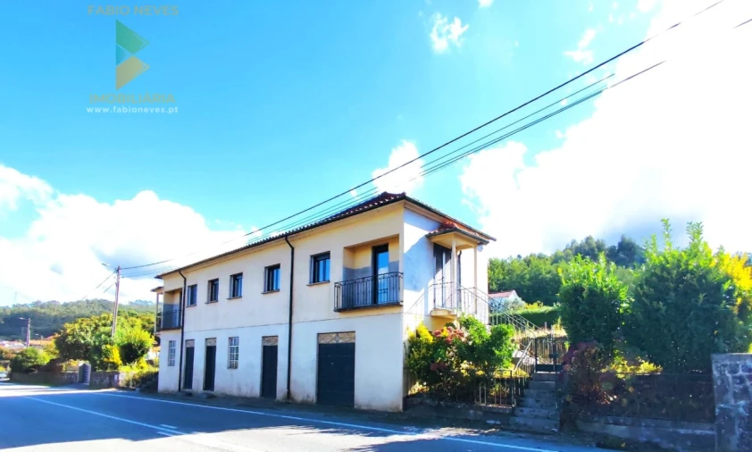 Moradia T4 para Venda em Ponte da Barca, V.N. Muía, Paço Vedro Magalhães Foto 15