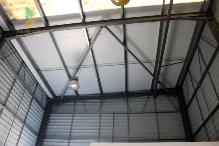 Quinta T2 para Venda em Ossela Foto 8