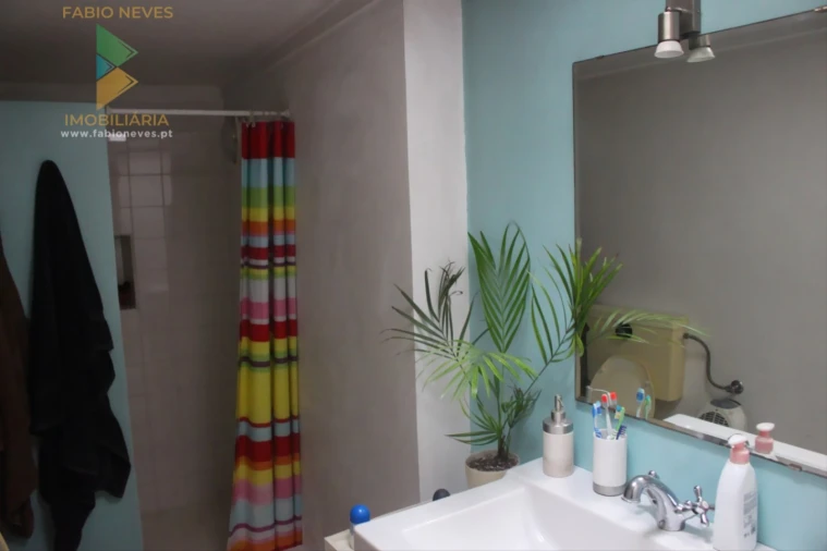 Quinta T2 para Venda em Ossela Foto 36