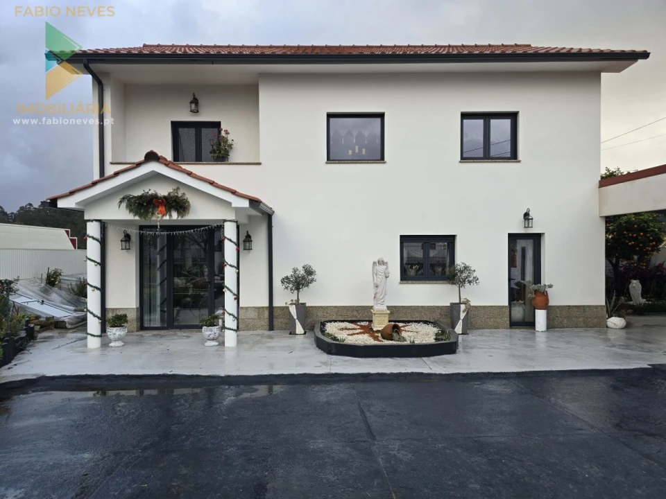 Moradia T4 para Venda em Prozelo Foto 1