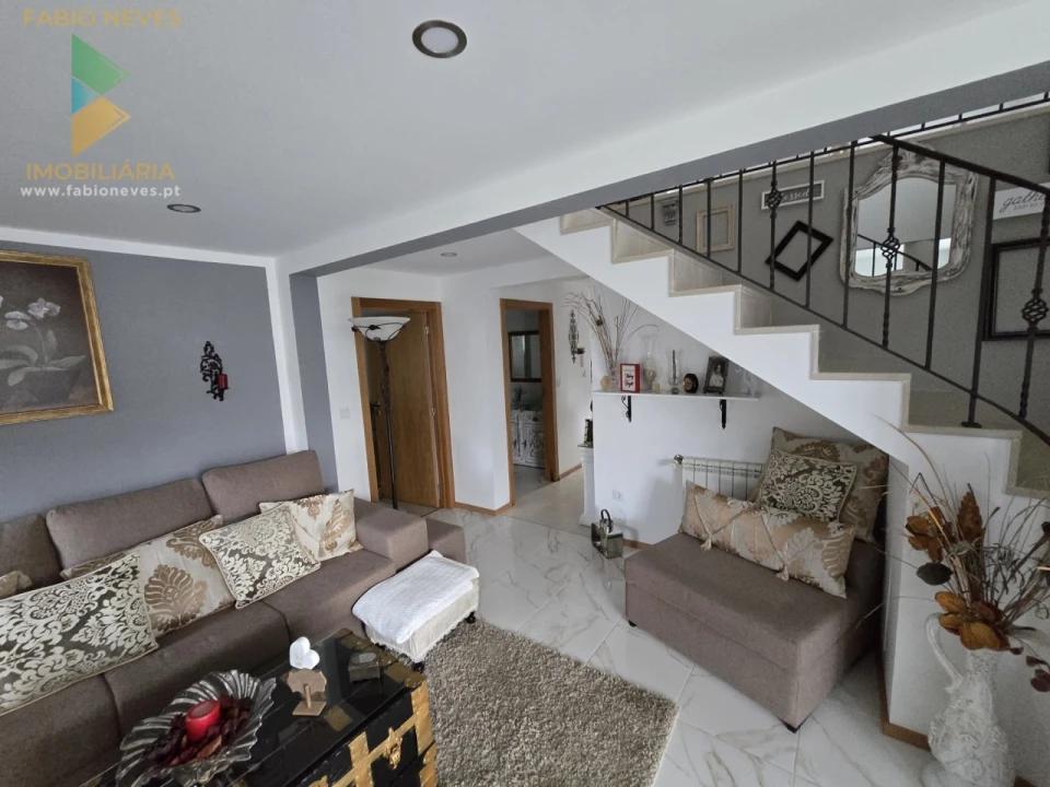 Moradia T4 para Venda em Prozelo Foto 15