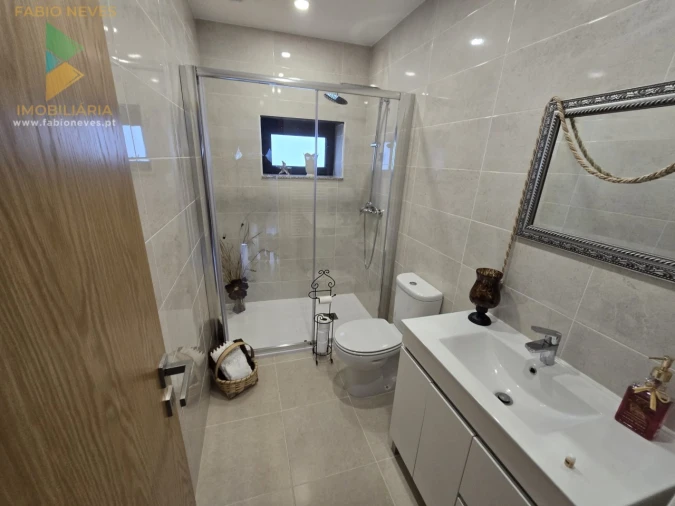 Moradia T4 para Venda em Prozelo Foto 10