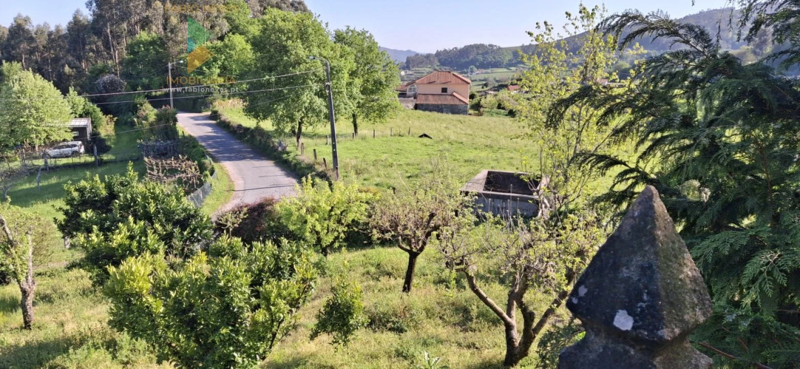 Moradia T4 para Venda em Miranda Foto 5