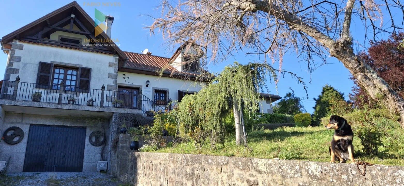 Moradia T4 para Venda em Miranda Foto 6