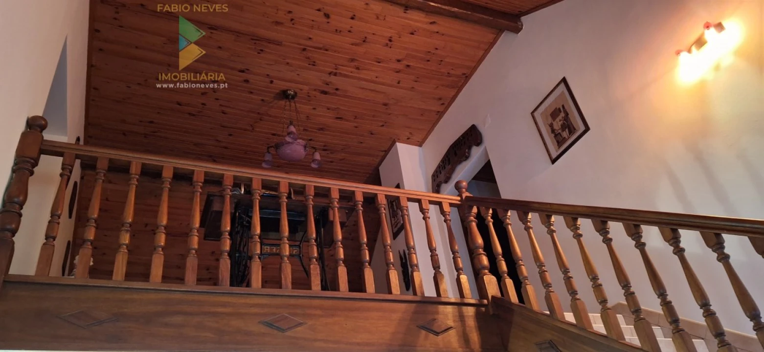 Moradia T4 para Venda em Miranda Foto 16