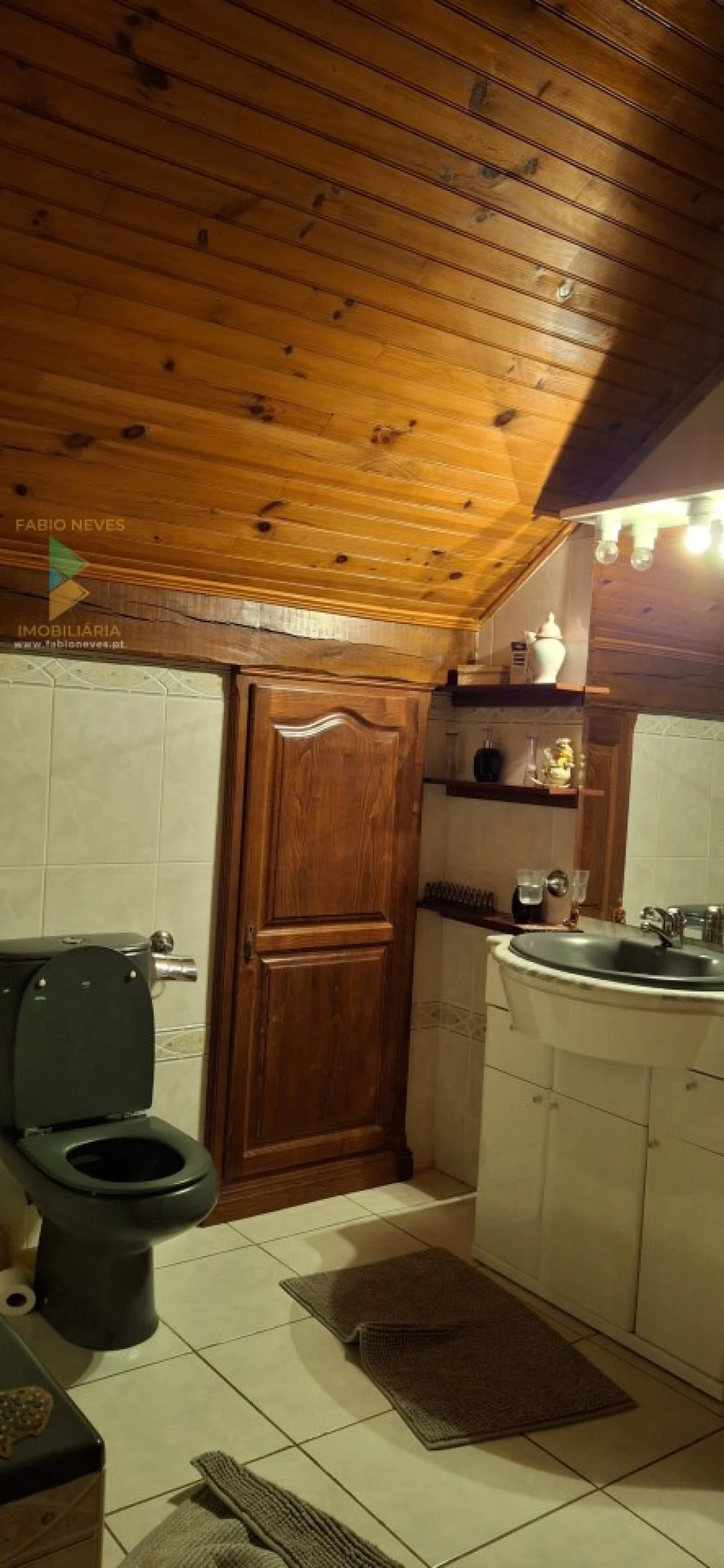 Moradia T4 para Venda em Miranda Foto 28