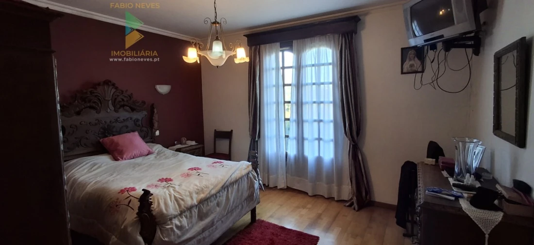 Moradia T4 para Venda em Miranda Foto 18